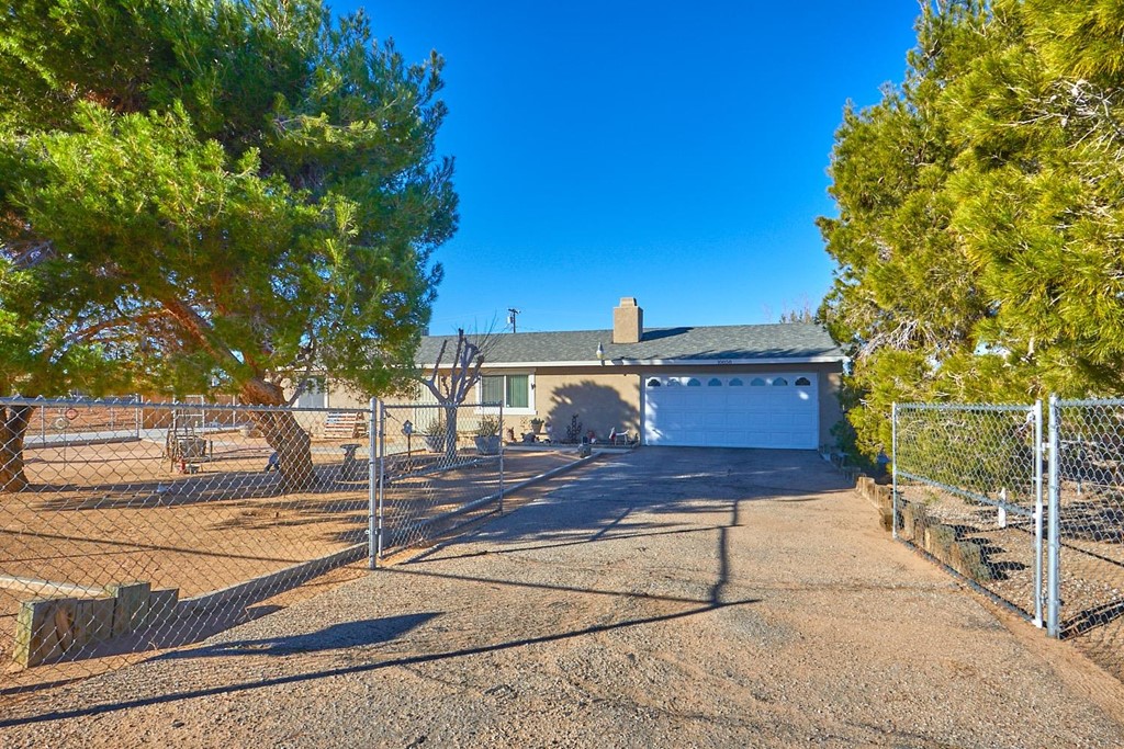 10858 Quinnault Road Apple Valley, CA 92308 - Photo 1 of 1 Gallery Image 1