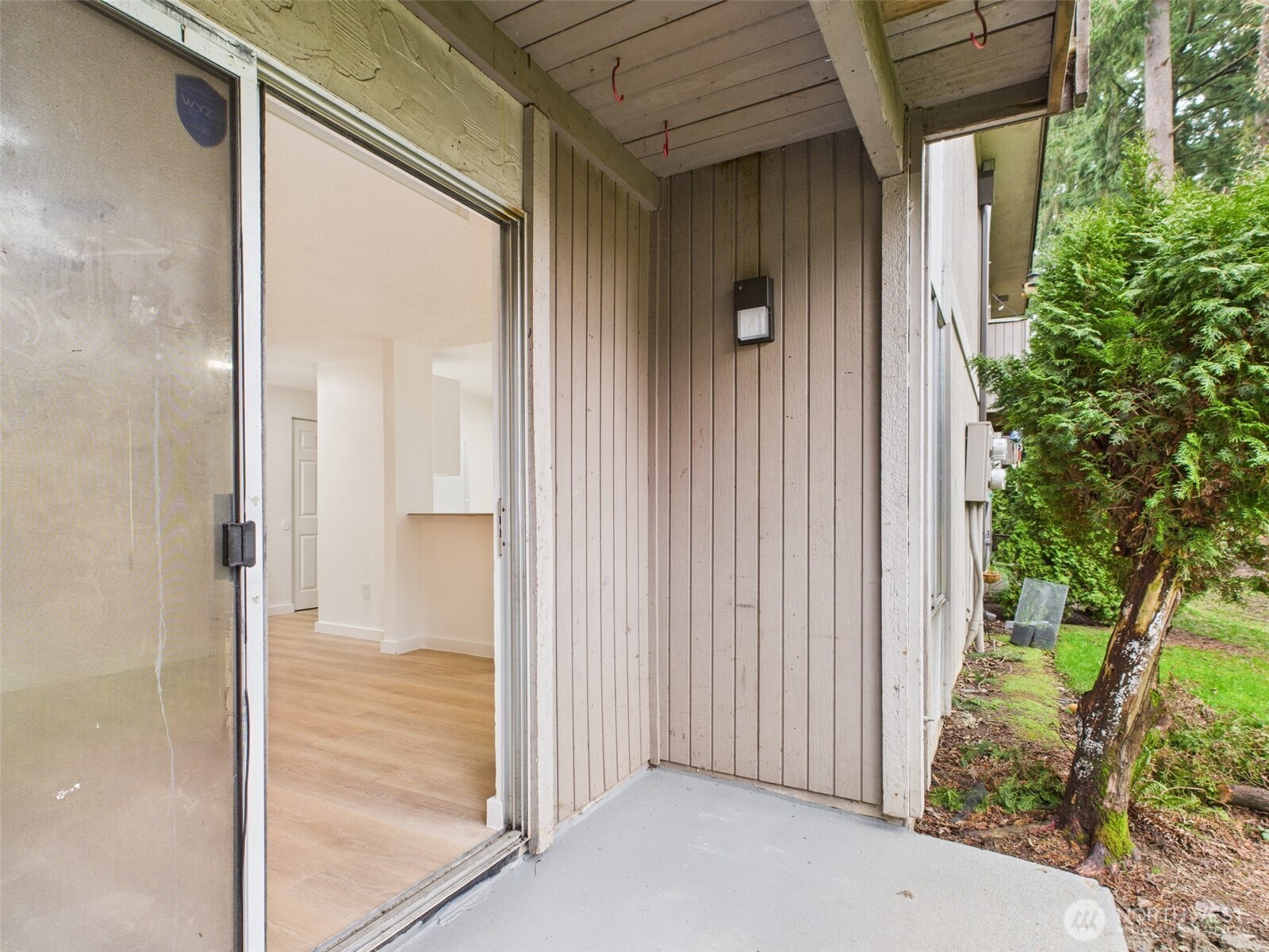 32142 46th Place Southwest, Unit M6 Federal Way, WA 98023 - Photo 23 of 29 a view of a balcony
