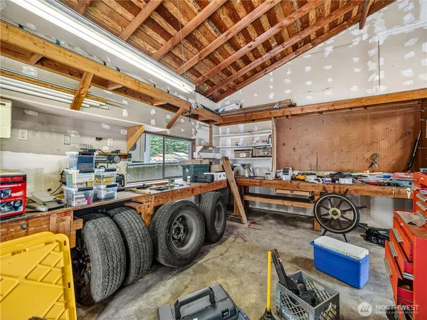 $995,000 | 30520 Southeast 358th Street, Enumclaw, WA 98022