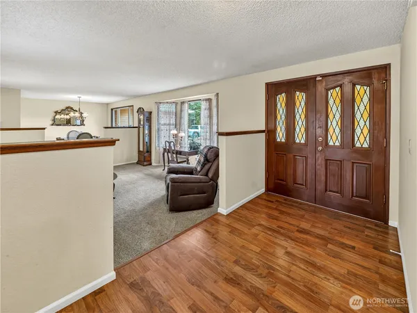$995,000 | 30520 Southeast 358th Street, Enumclaw, WA 98022