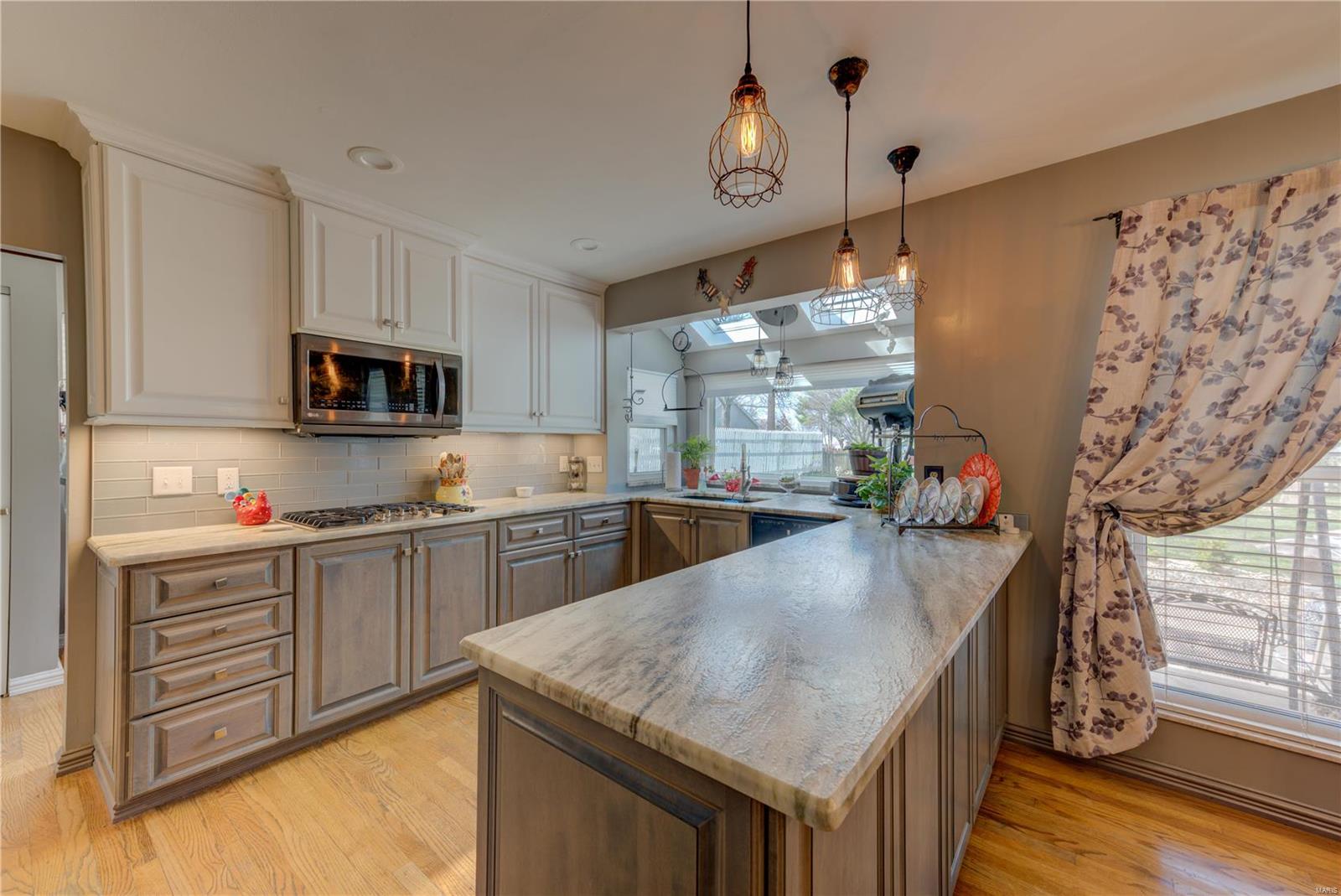 16253 Bent Tree Drive Chesterfield, MO 63005 - Photo 17 of 45