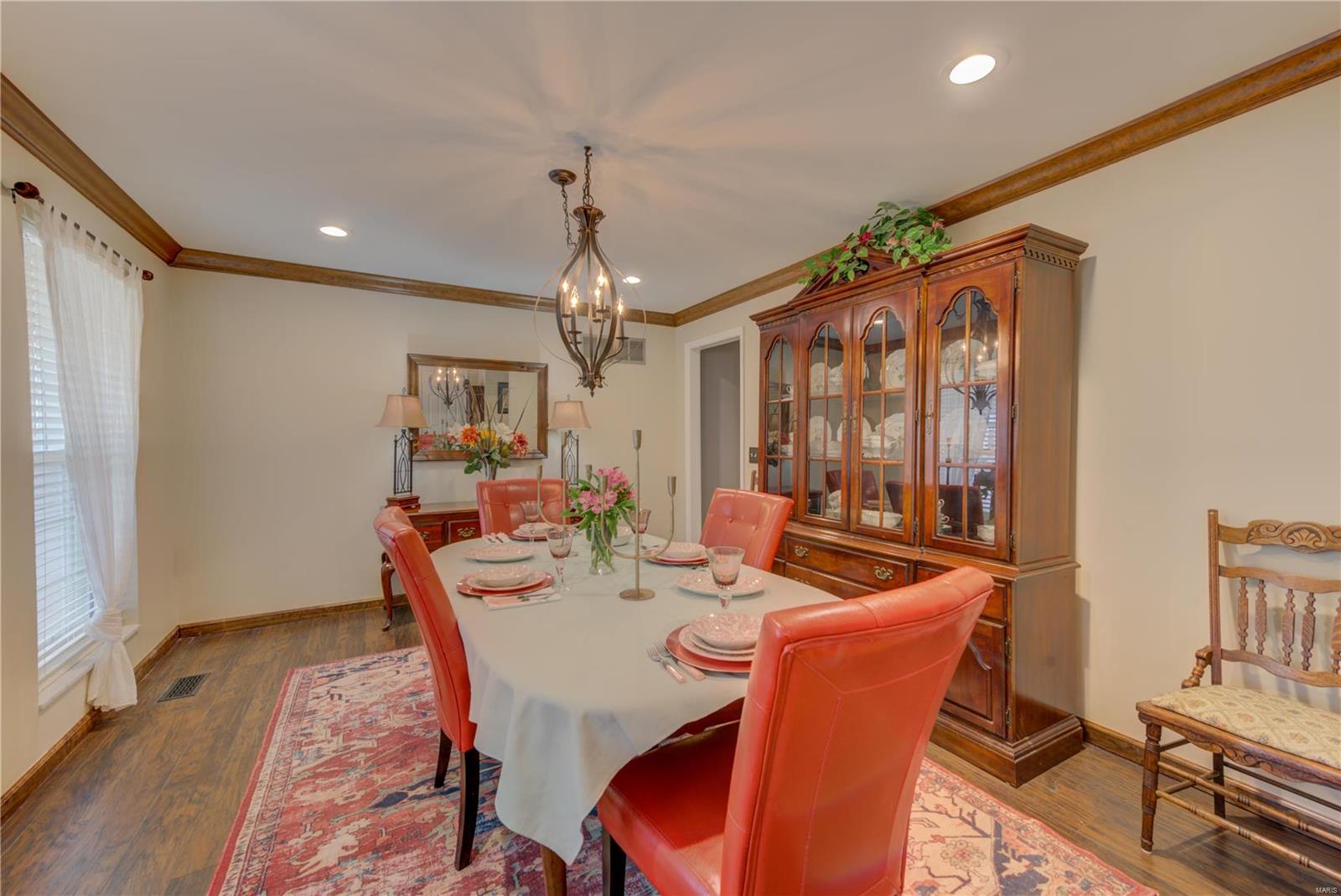 16253 Bent Tree Drive Chesterfield, MO 63005 - Photo 8 of 45