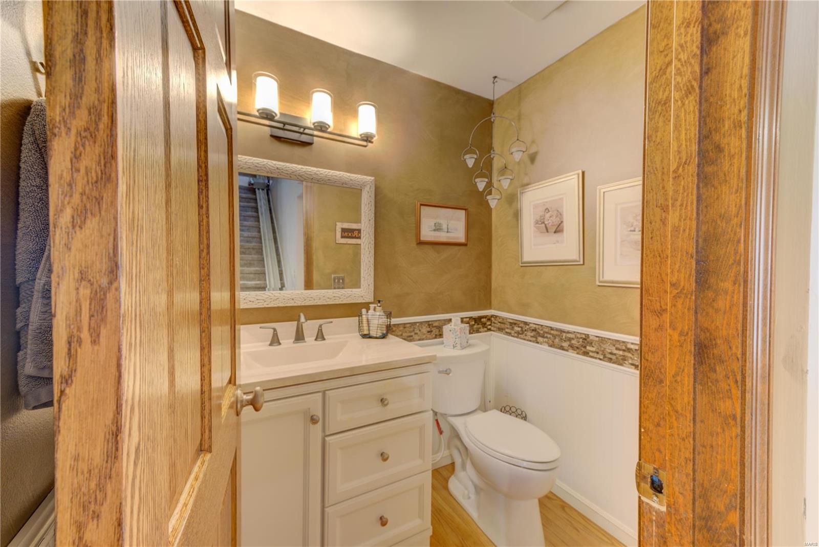 16253 Bent Tree Drive Chesterfield, MO 63005 - Photo 10 of 45