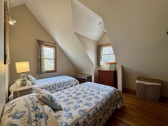 113 Leonard Circle Tisbury, MA 02568 - Photo 15 of 25 a bedroom with a bed and a window