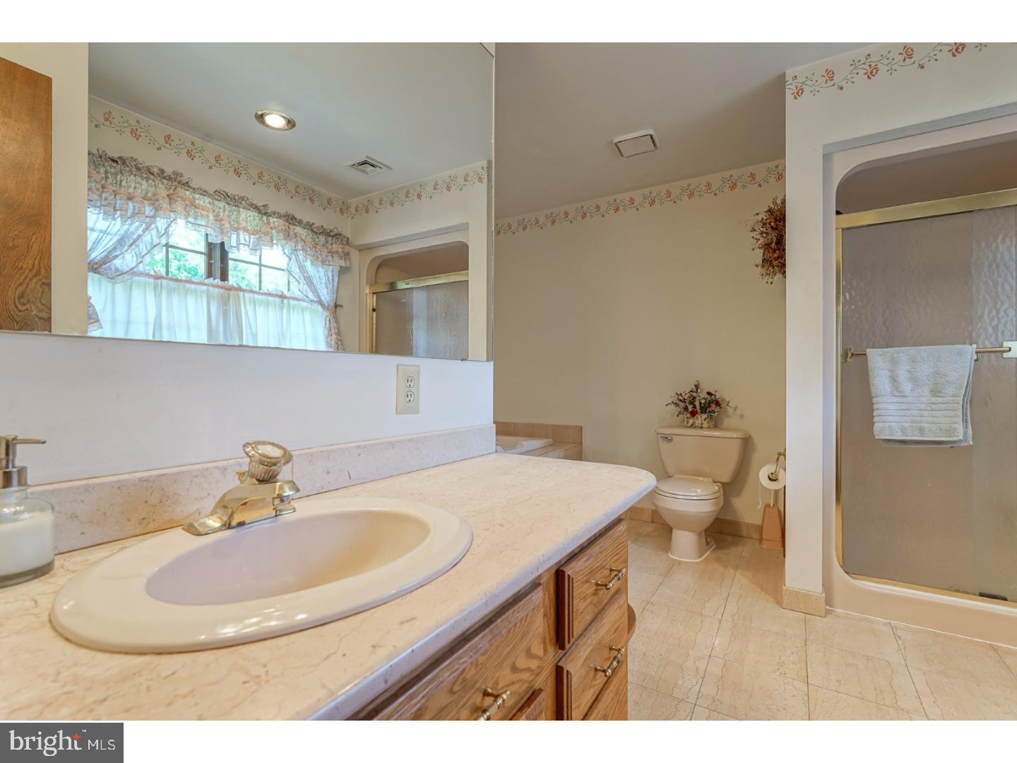 846 Greenwich Road Bridgeton, NJ 08302 - Photo 18 of 25 Master Bathroom