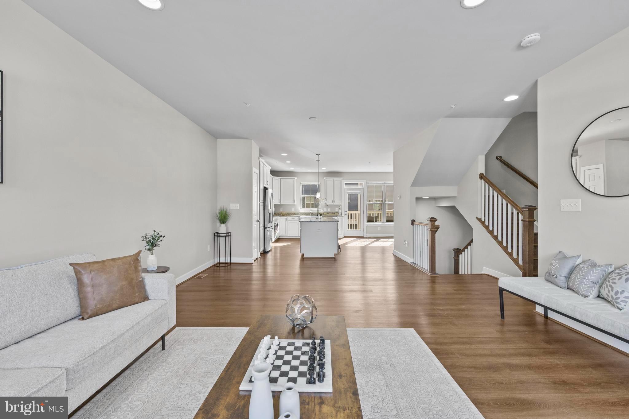 14247 Travilah Road Rockville, MD 20850 - Photo 17 of 100 Modern Open Concept Living