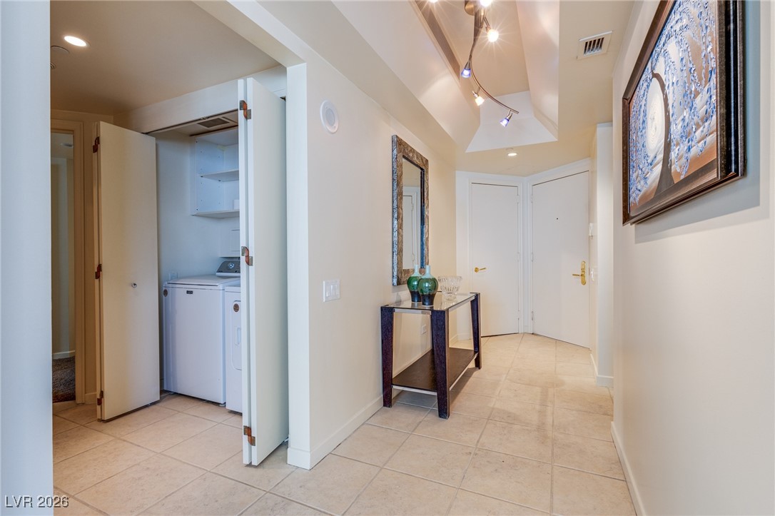 2877 Paradise Road, Unit 1406 Las Vegas, NV 89109 - Photo 2 of 28