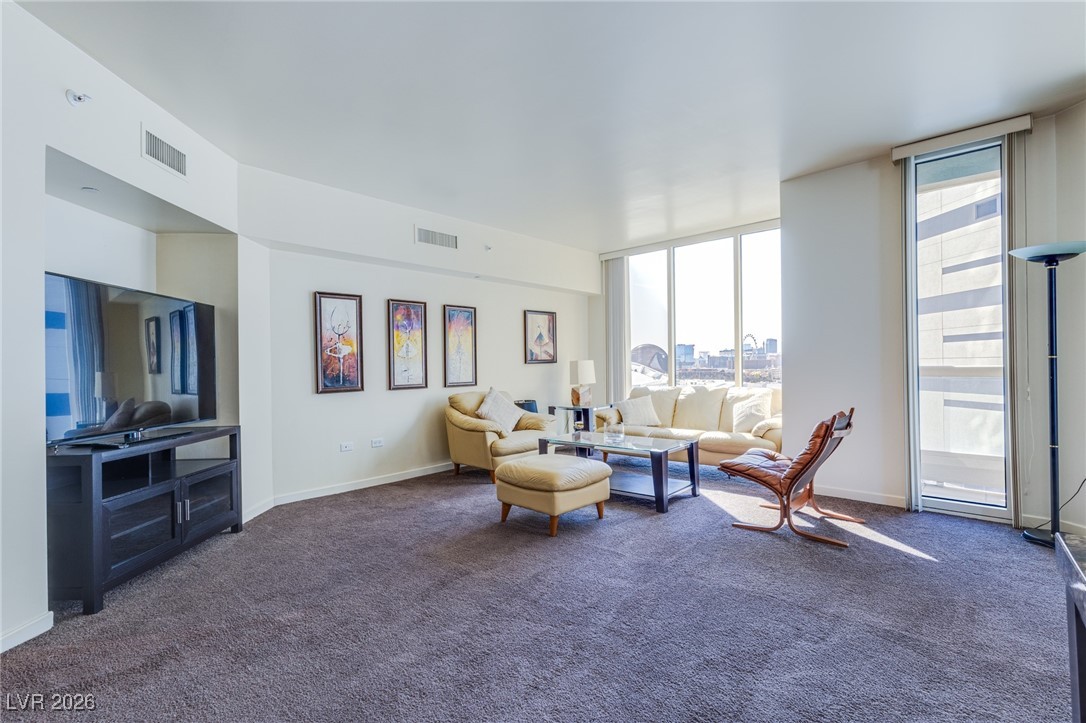 2877 Paradise Road, Unit 1406 Las Vegas, NV 89109 - Photo 8 of 28
