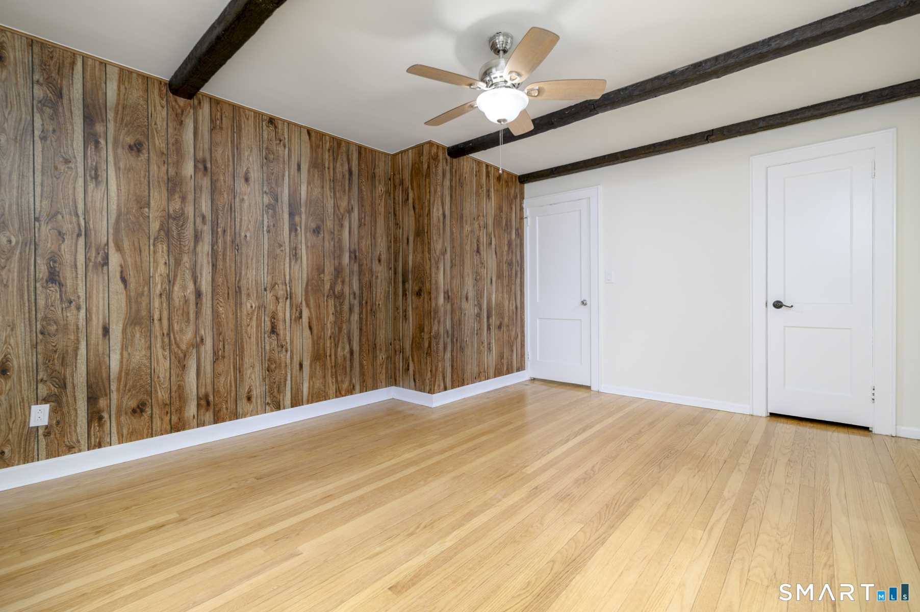 206 Ridgefield Avenue Bridgeport, CT 06610 - Photo 16 of 35