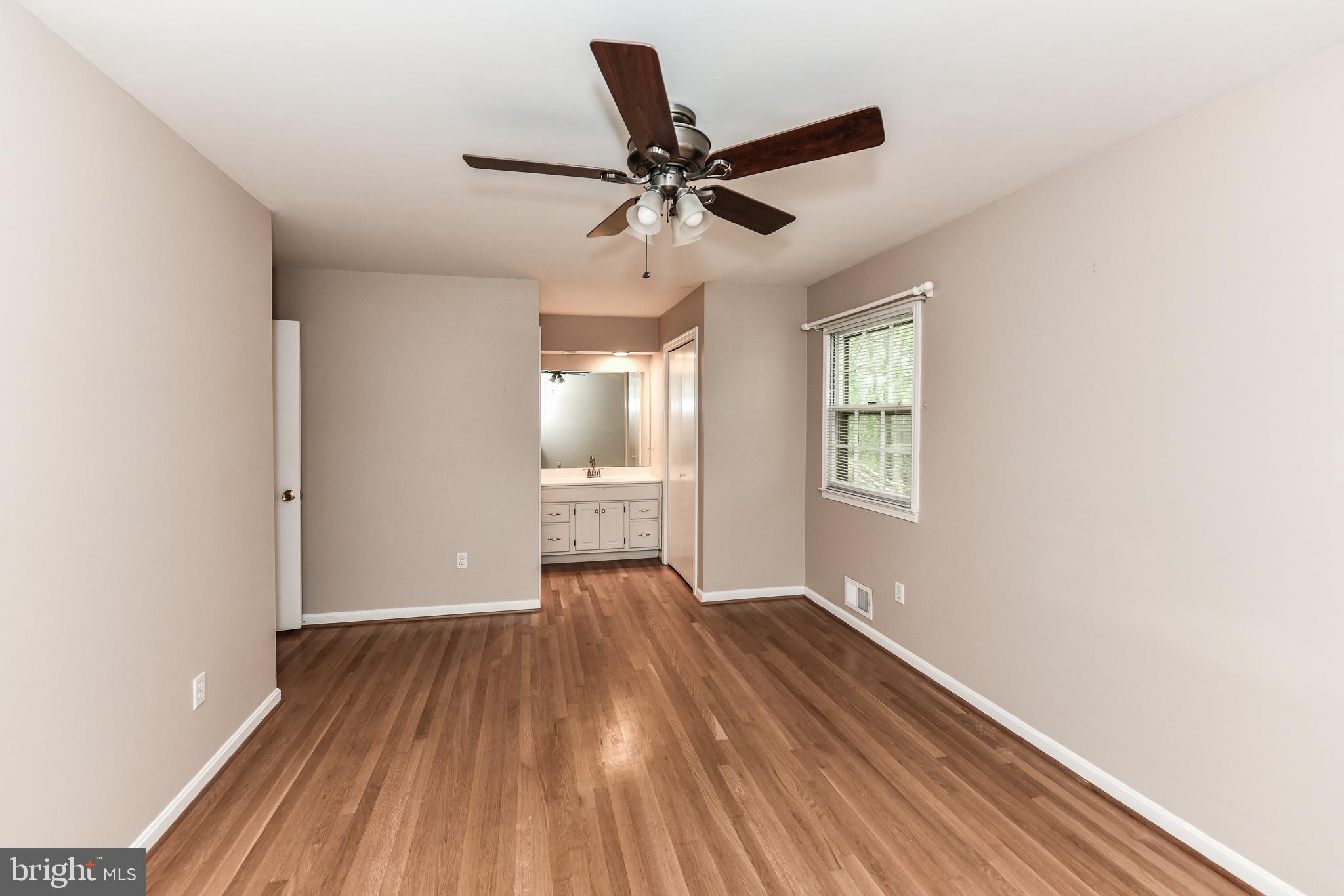 1322 Deep Run Lane Reston, VA 20190 - Photo 16 of 47