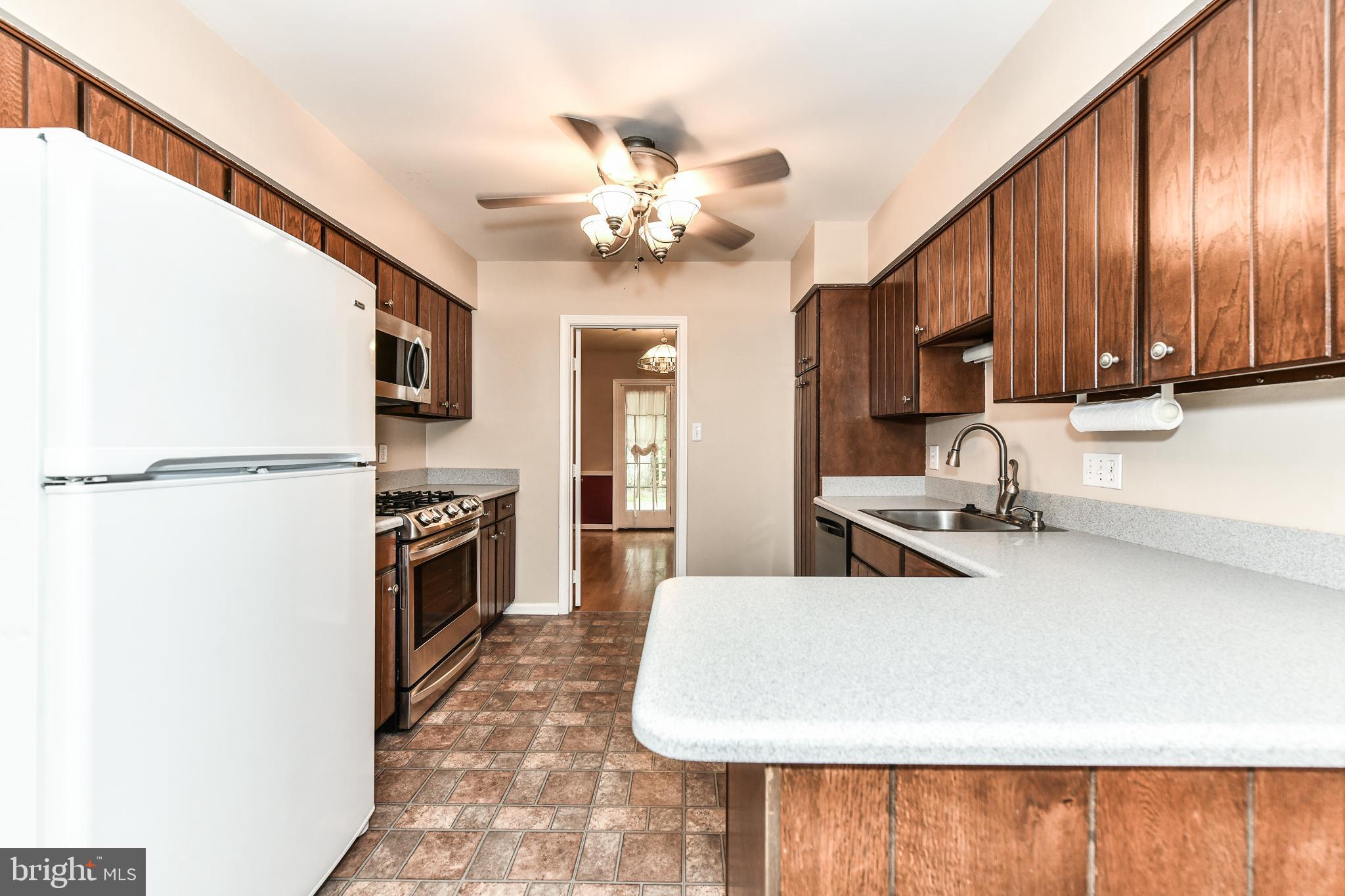 1322 Deep Run Lane Reston, VA 20190 - Photo 23 of 47