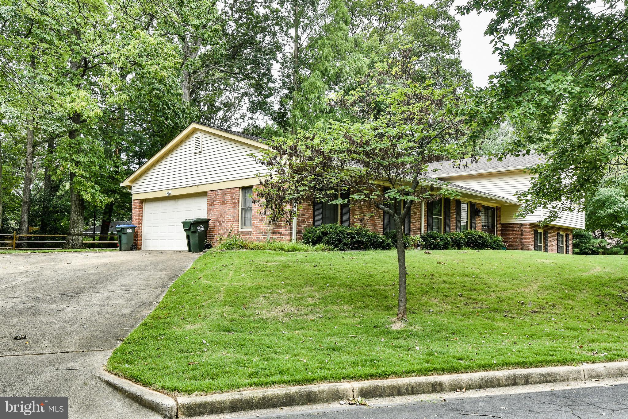 1322 Deep Run Lane Reston, VA 20190 - Photo 41 of 47