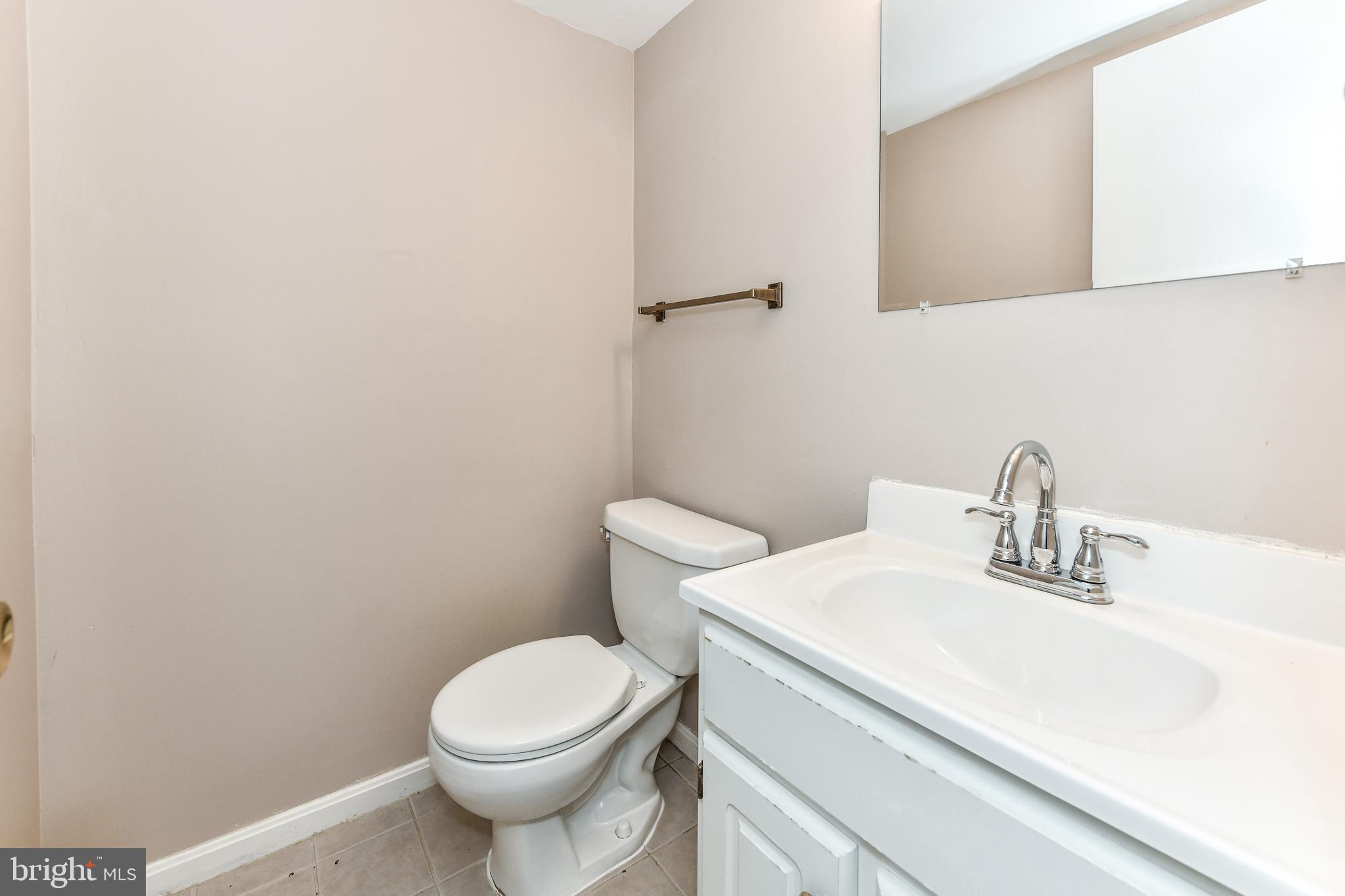 1322 Deep Run Lane Reston, VA 20190 - Photo 6 of 47