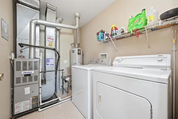 $209,000 | 1361 Rock Run Drive, Unit H, Crest Hill, IL 60403