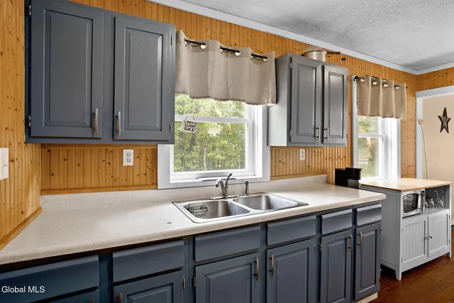 $364,900 | 8084 Highway 28, Indian Lake, NY 12842