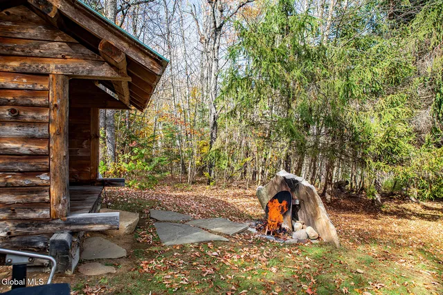 $364,900 | 8084 Highway 28, Indian Lake, NY 12842