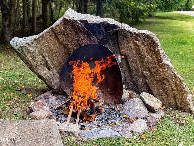 $364,900 | 8084 Highway 28, Indian Lake, NY 12842