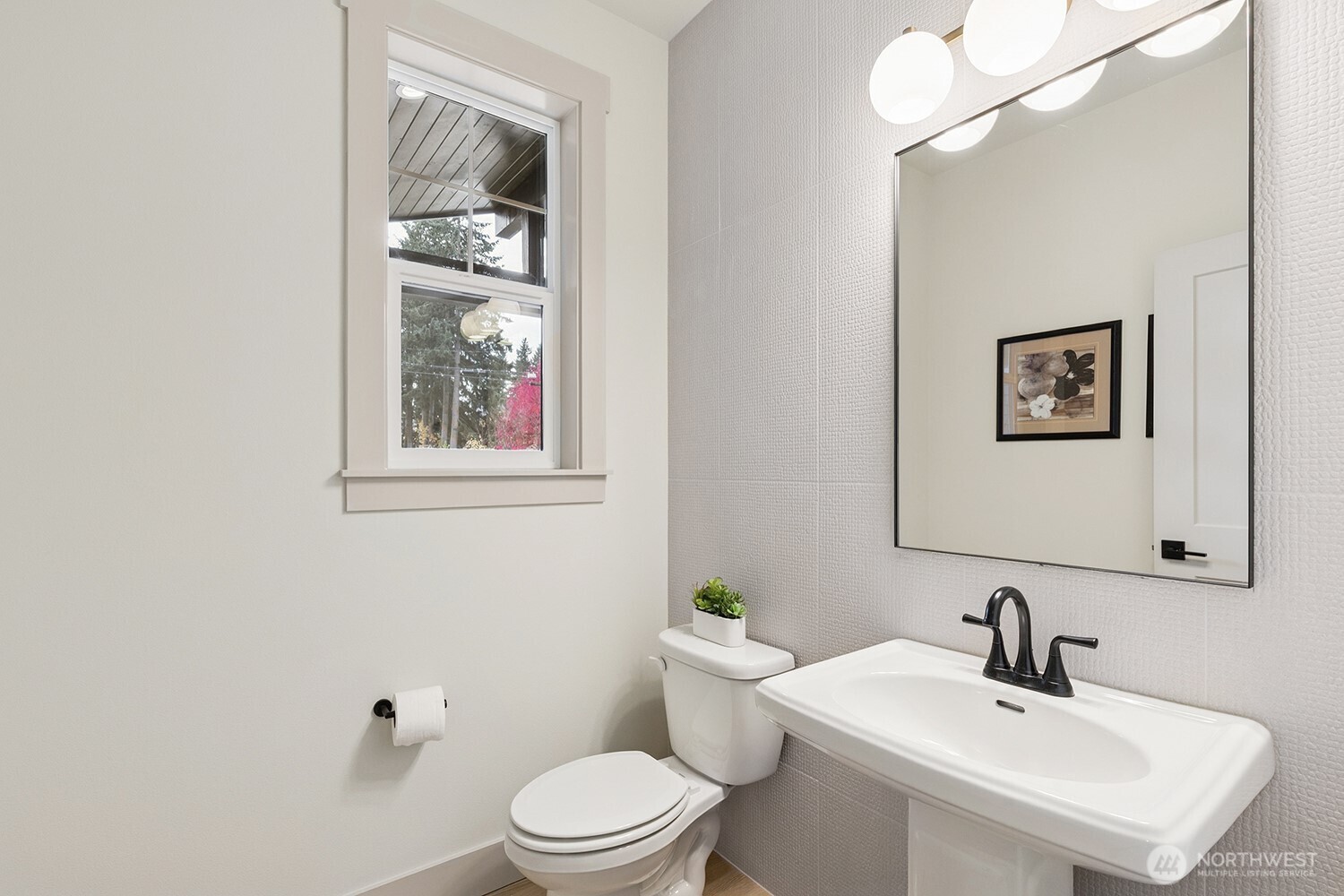 8427 200th Street Southwest Edmonds, WA 98026 - Photo 20 of 39