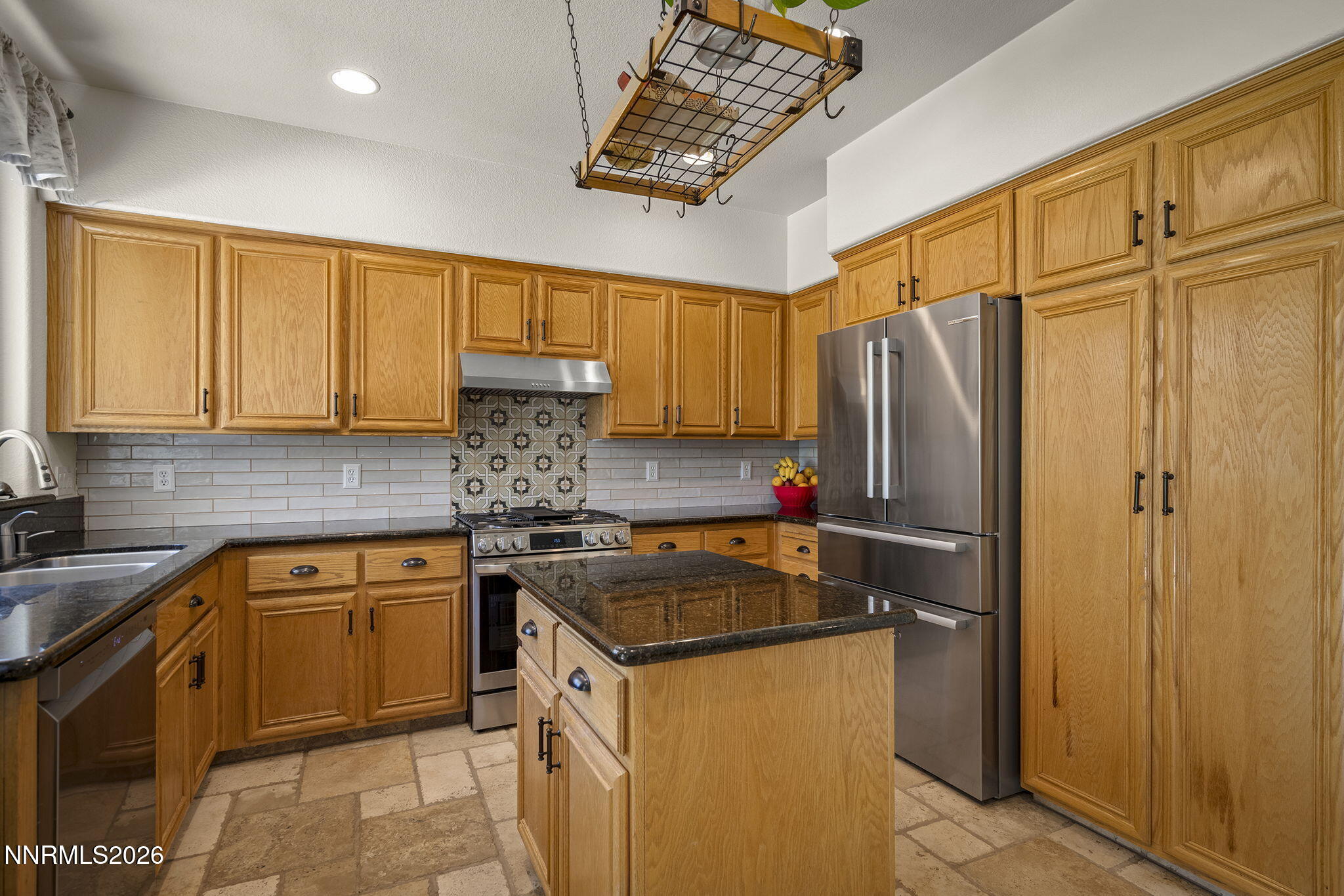 9629 Thunder Mountain Way Reno, NV 89521 - Photo 9 of 28 9-web-or-mls-_DSC6083