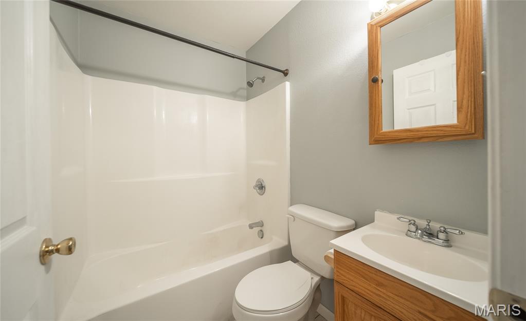 906 East 6th Street Rolla, MO 65401 - Photo 14 of 28