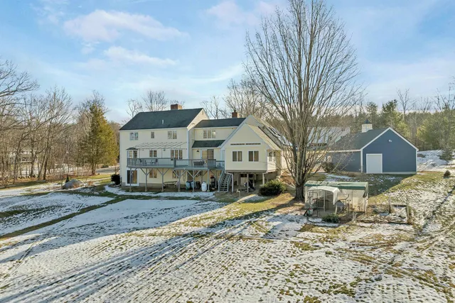 $1,185,000 | 2 Orchard Hill Road, Greenland, NH 03840