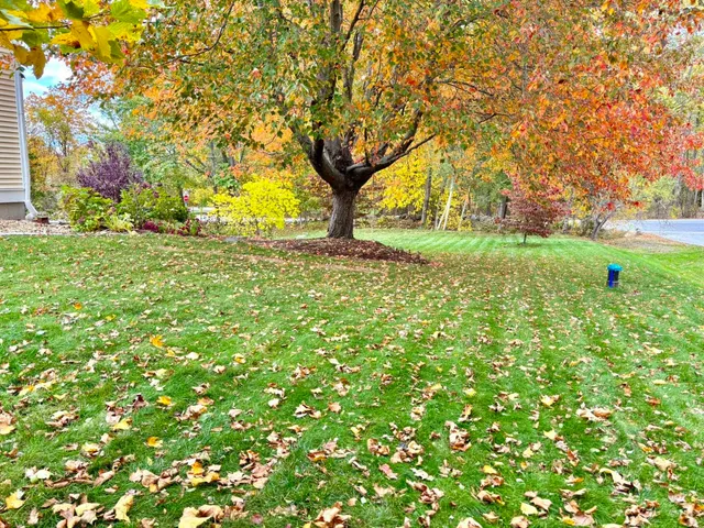 $1,185,000 | 2 Orchard Hill Road, Greenland, NH 03840