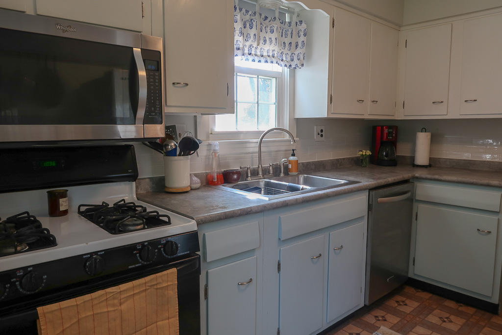 11 Mayflower Road Augusta, ME 04330 - Photo 11 of 33 IMG_5535