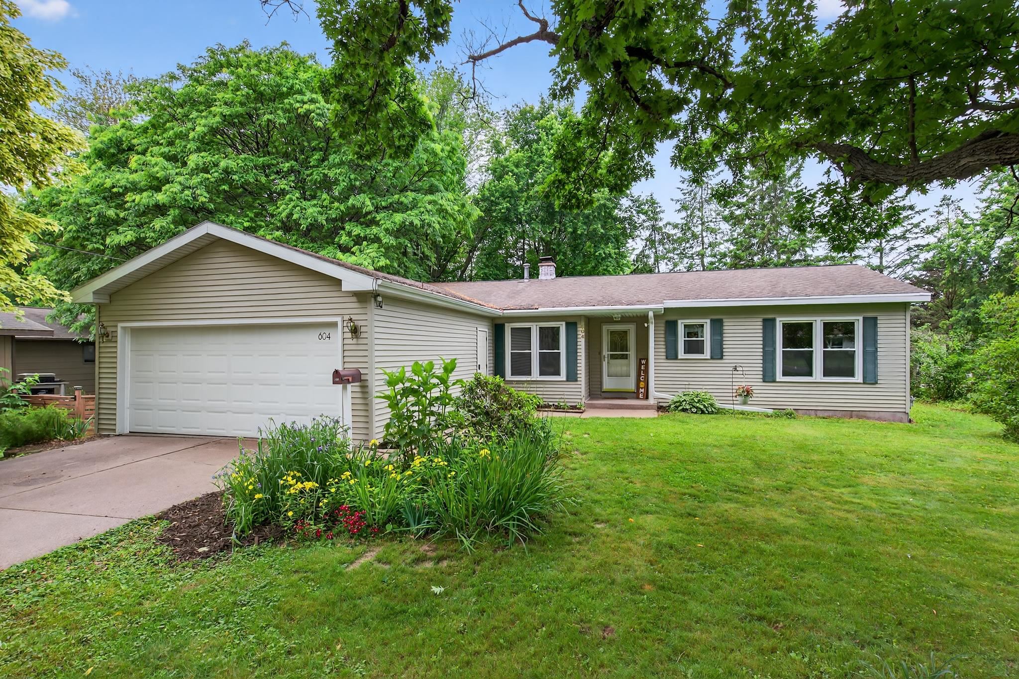 604 Leon Street Rothschild, WI 54474 - Photo 1 of 1 Gallery Image 1