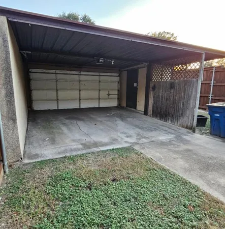 a view of a garage
