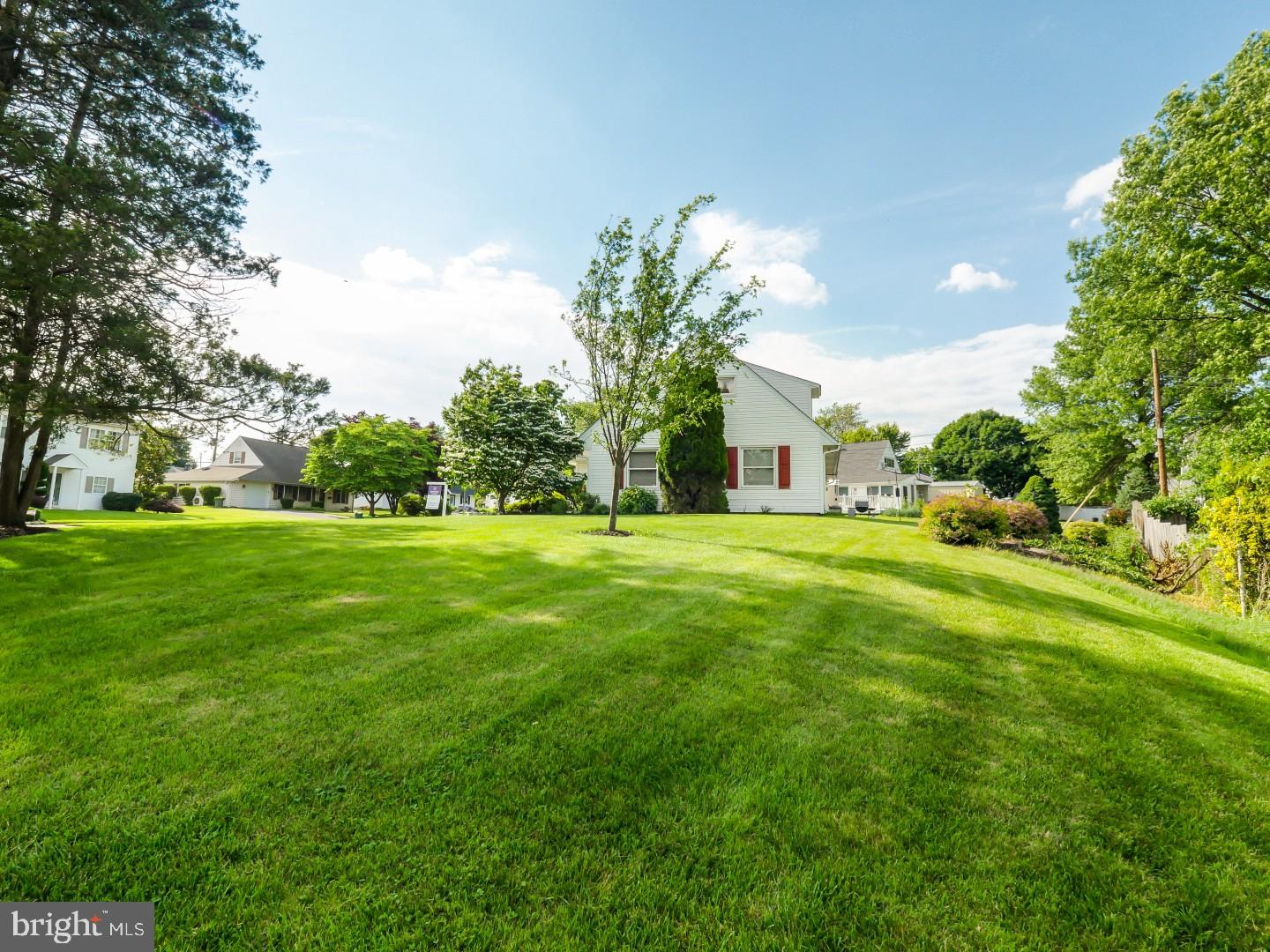 114 Cobalt Cross Road Levittown, PA 19057 - Photo 18 of 19 Gallery Image 18