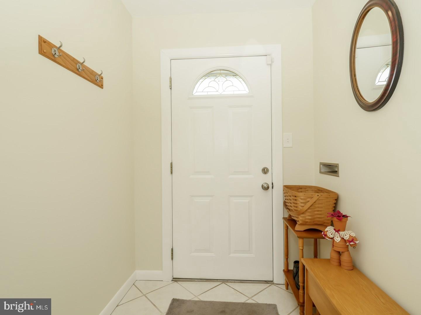 114 Cobalt Cross Road Levittown, PA 19057 - Photo 4 of 19 Gallery Image 4