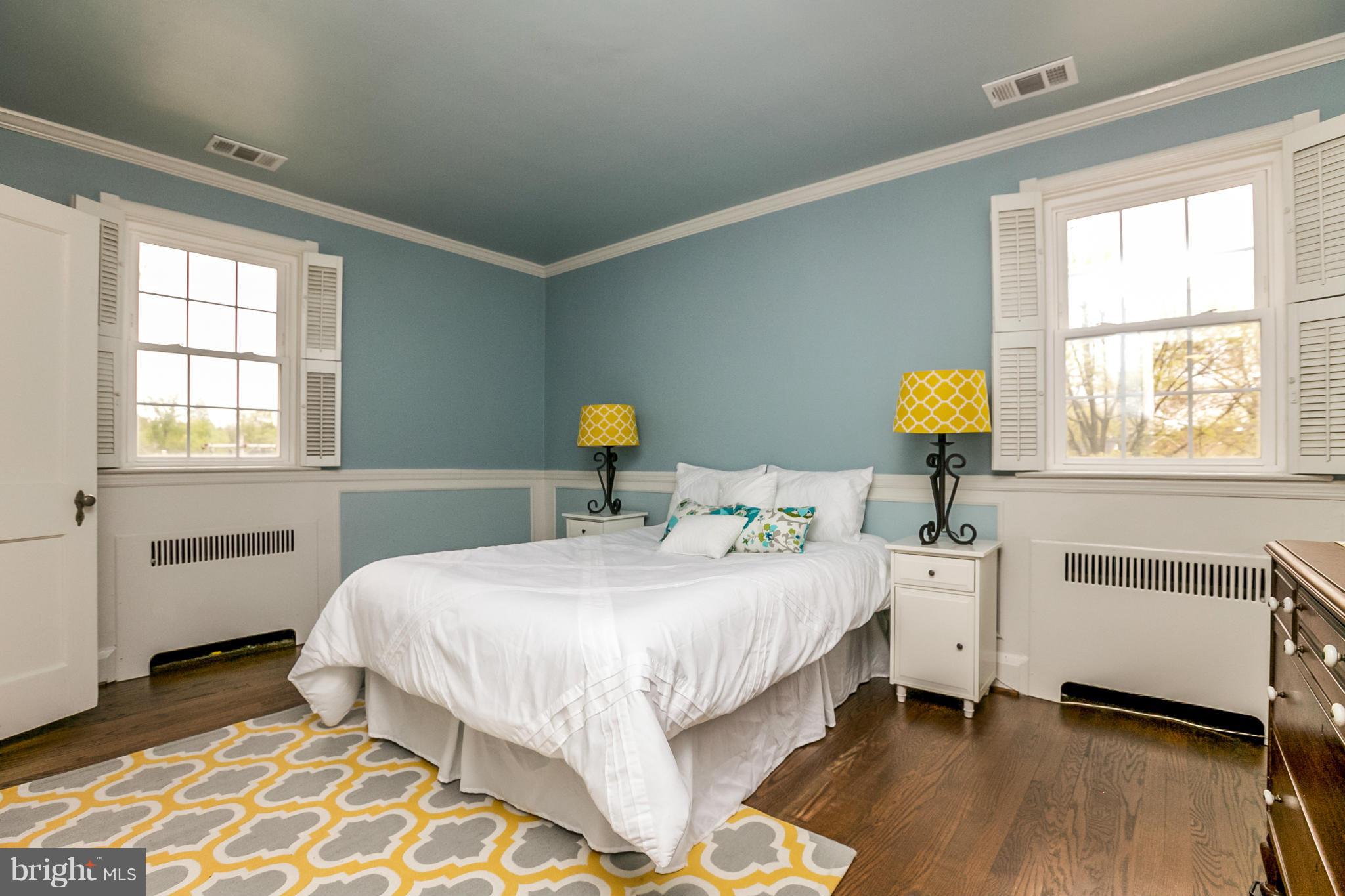 2 Dunkirk Road Baltimore, MD 21212 - Photo 14 of 29 a bedroom with a bed and a window