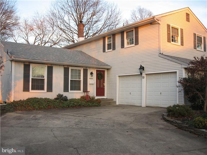 19 Firethorne Road Cherry Hill, NJ 08003 - Photo 1 of 4 Gallery Image 1
