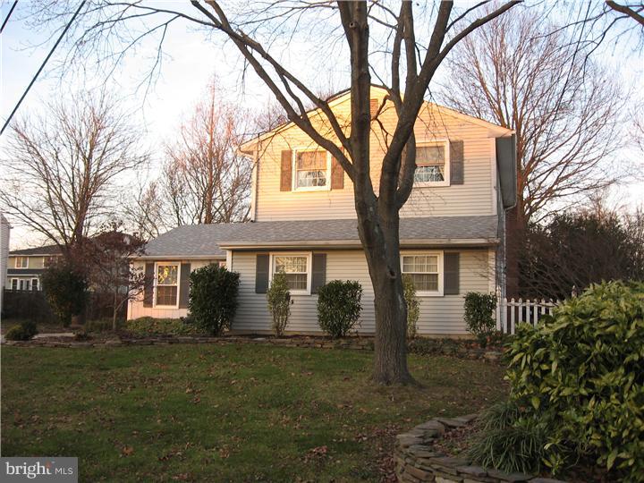 19 Firethorne Road Cherry Hill, NJ 08003 - Photo 4 of 4 Gallery Image 4