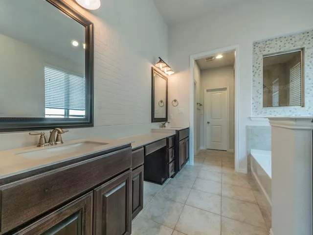 $500,000 | 244 Fort Cobb Way, Georgetown, TX 78628