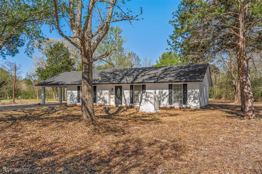 2830 Lancer Lane Keithville, LA 71047 - Photo 2 of 27