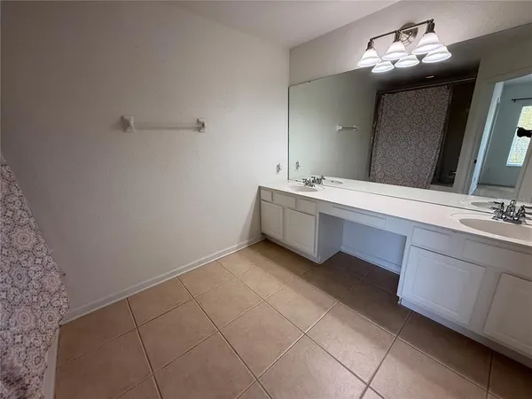 $2,500 | 15132 Windmill Harbor Court, Orlando, FL 32828