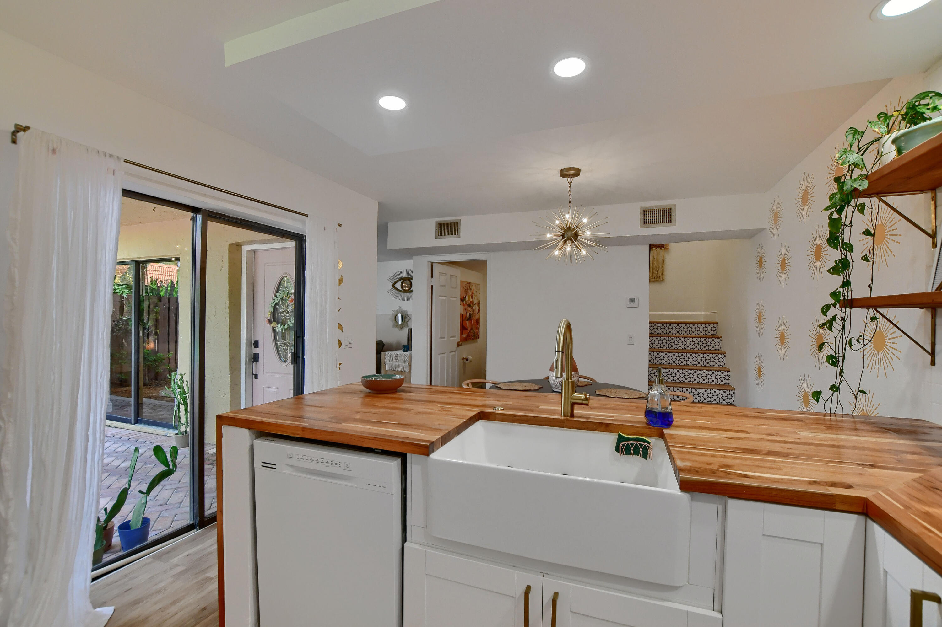 23078 Oxford Place, Unit A Boca Raton, FL 33433 - Photo 12 of 37 23078 Oxford Place A, Boca Raton, FL 334