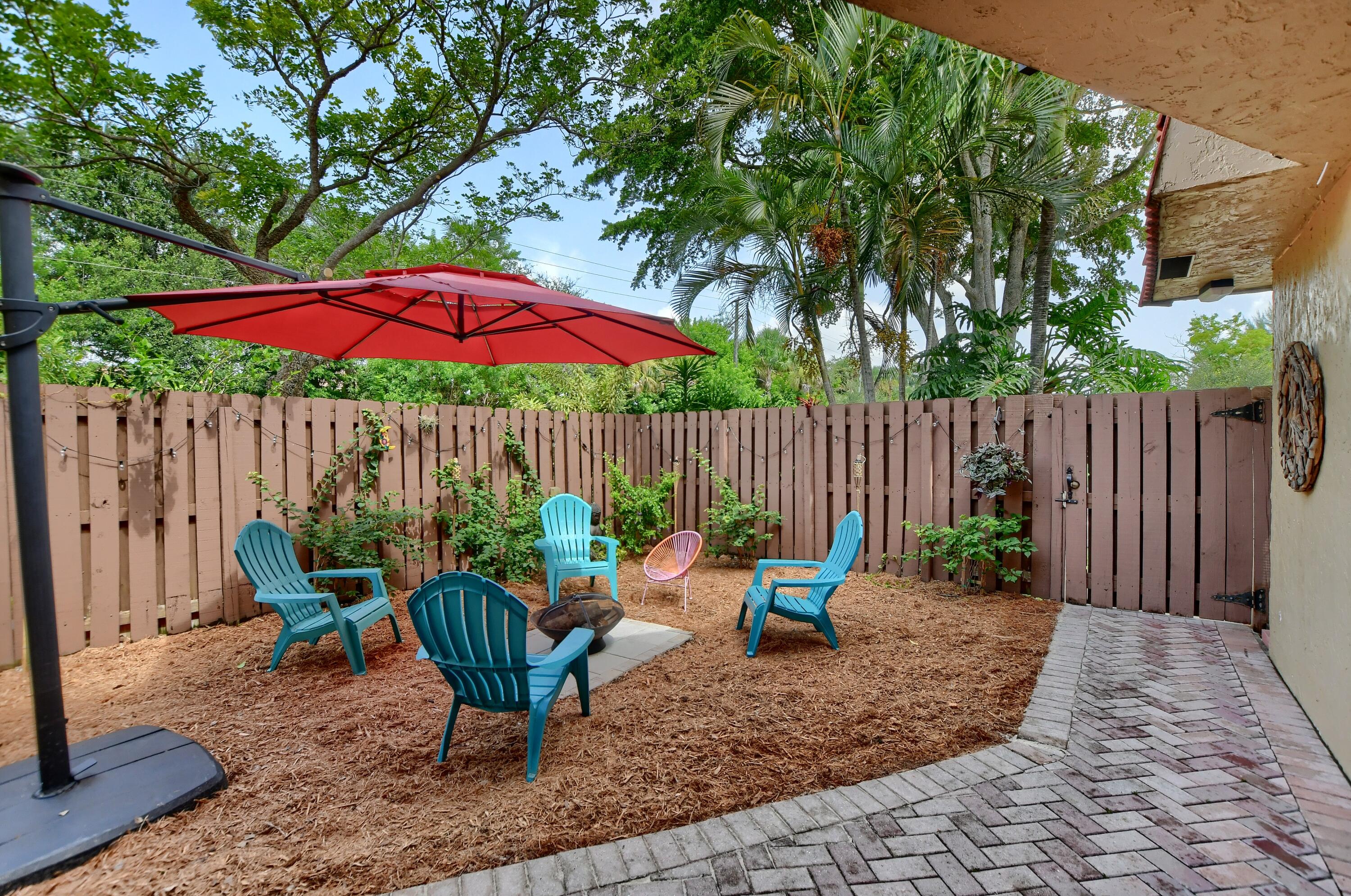 23078 Oxford Place, Unit A Boca Raton, FL 33433 - Photo 4 of 37 23078 Oxford Place A, Boca Raton, FL 334