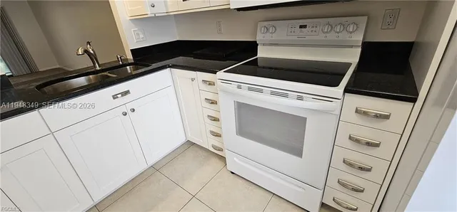 a close view of sink