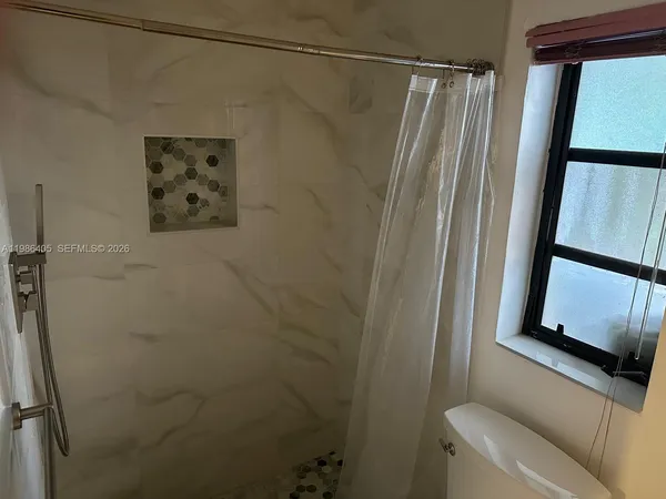 $1,500 | 340 Mendoza Avenue, Unit 2, Miami, FL 33134
