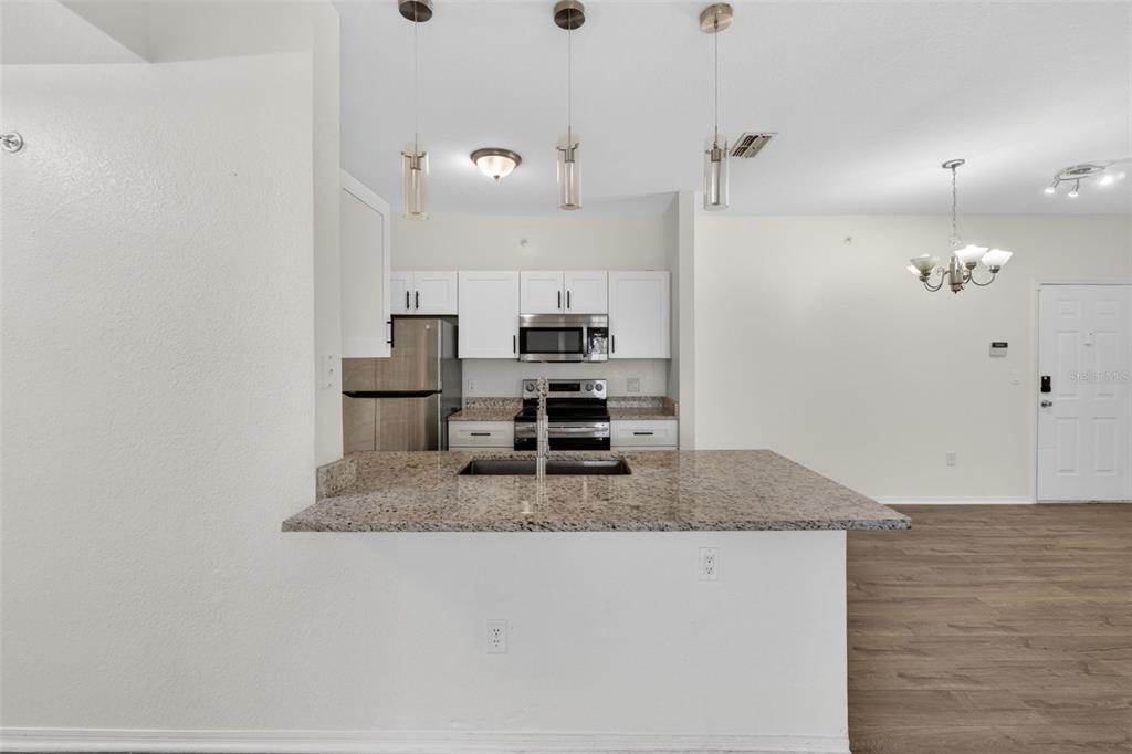 5467 Vineland Road, Unit 6308 Orlando, FL 32811 - Photo 12 of 42