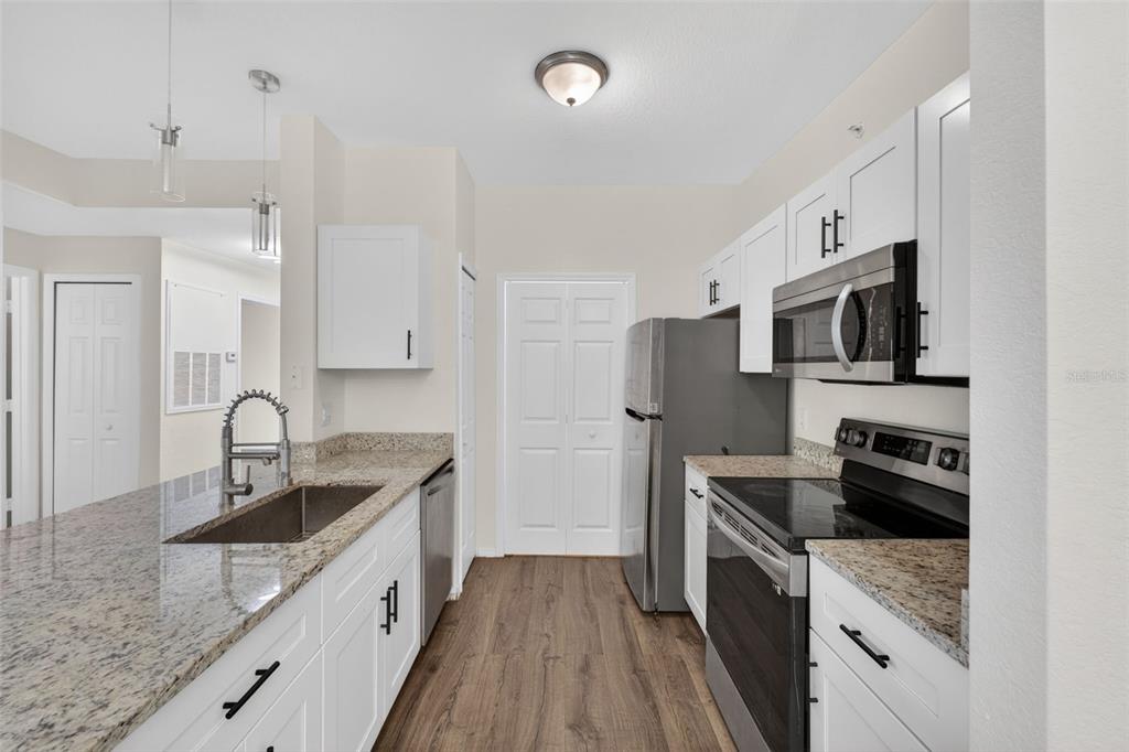 5467 Vineland Road, Unit 6308 Orlando, FL 32811 - Photo 13 of 42
