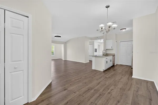 $275,000 | 5467 Vineland Road, Unit 6308, Orlando, FL 32811