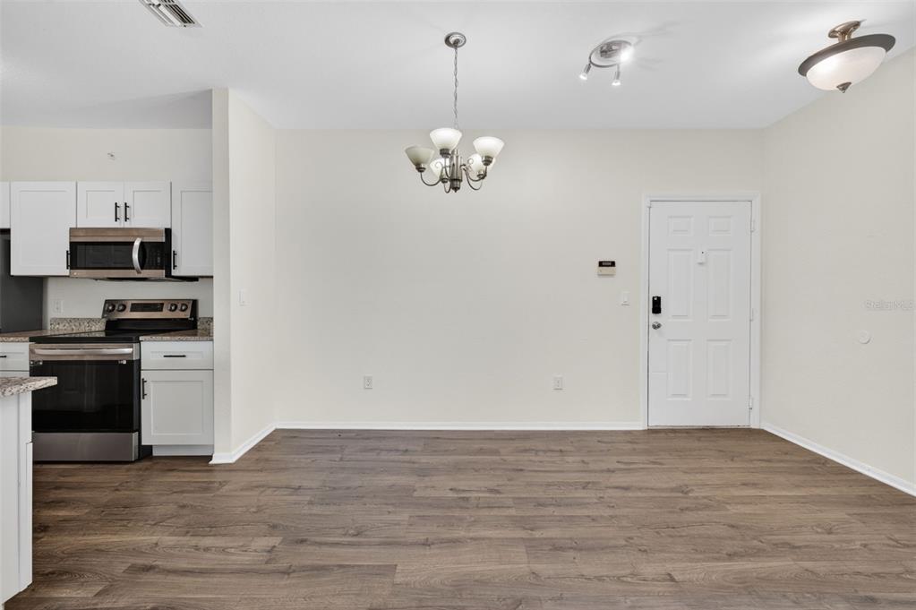 5467 Vineland Road, Unit 6308 Orlando, FL 32811 - Photo 4 of 42