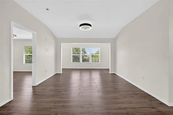$275,000 | 5467 Vineland Road, Unit 6308, Orlando, FL 32811