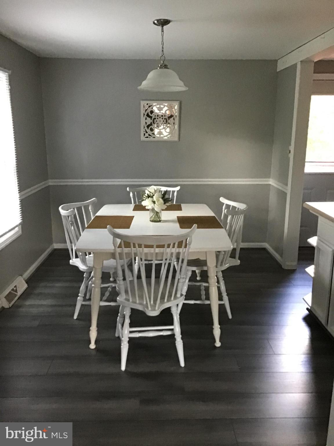 520 Devon Drive Lititz, PA 17543 - Photo 8 of 37 Dining Area