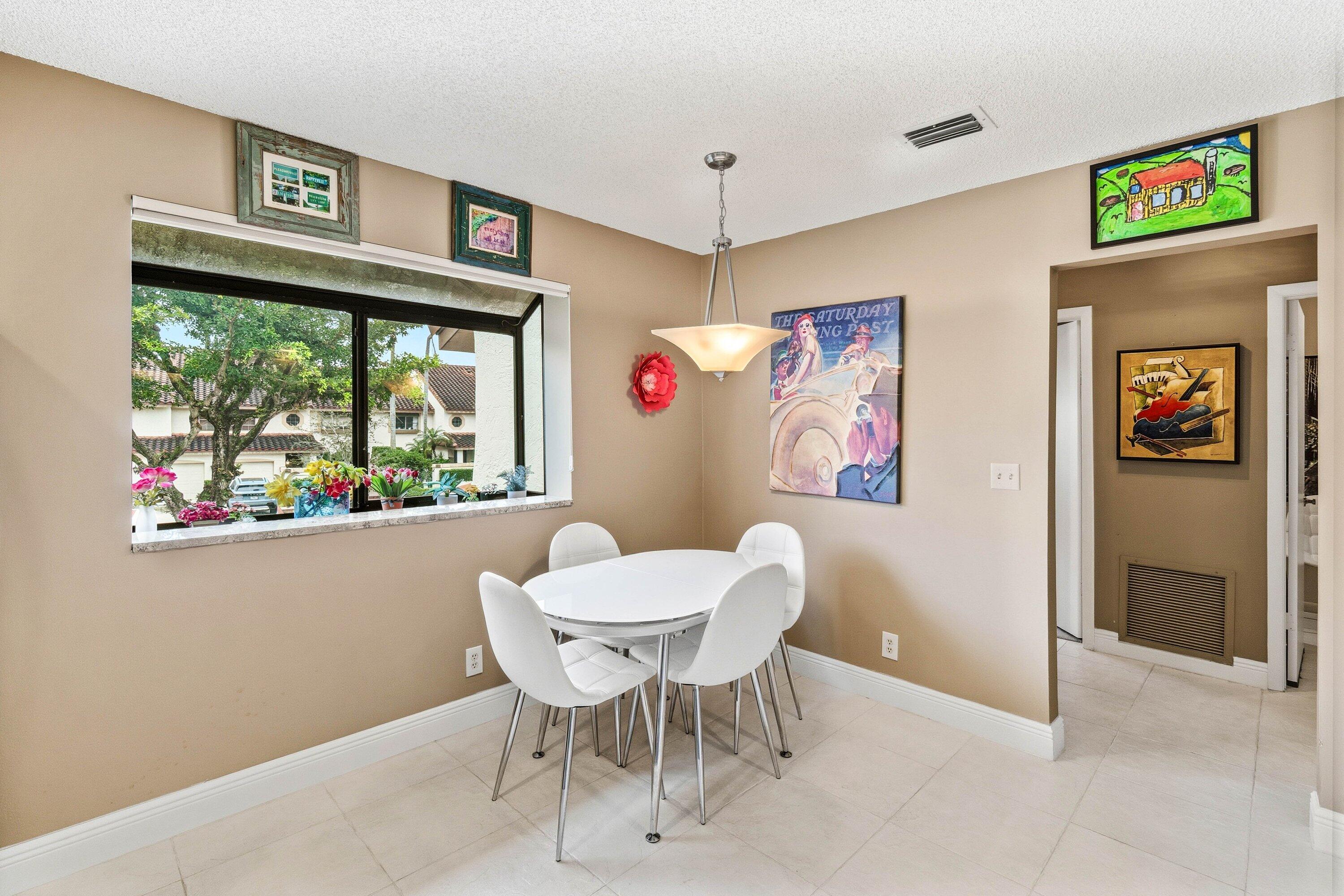 7759 La Mirada Drive Boca Raton, FL 33433 - Photo 8 of 37 BREAKFAST AREA