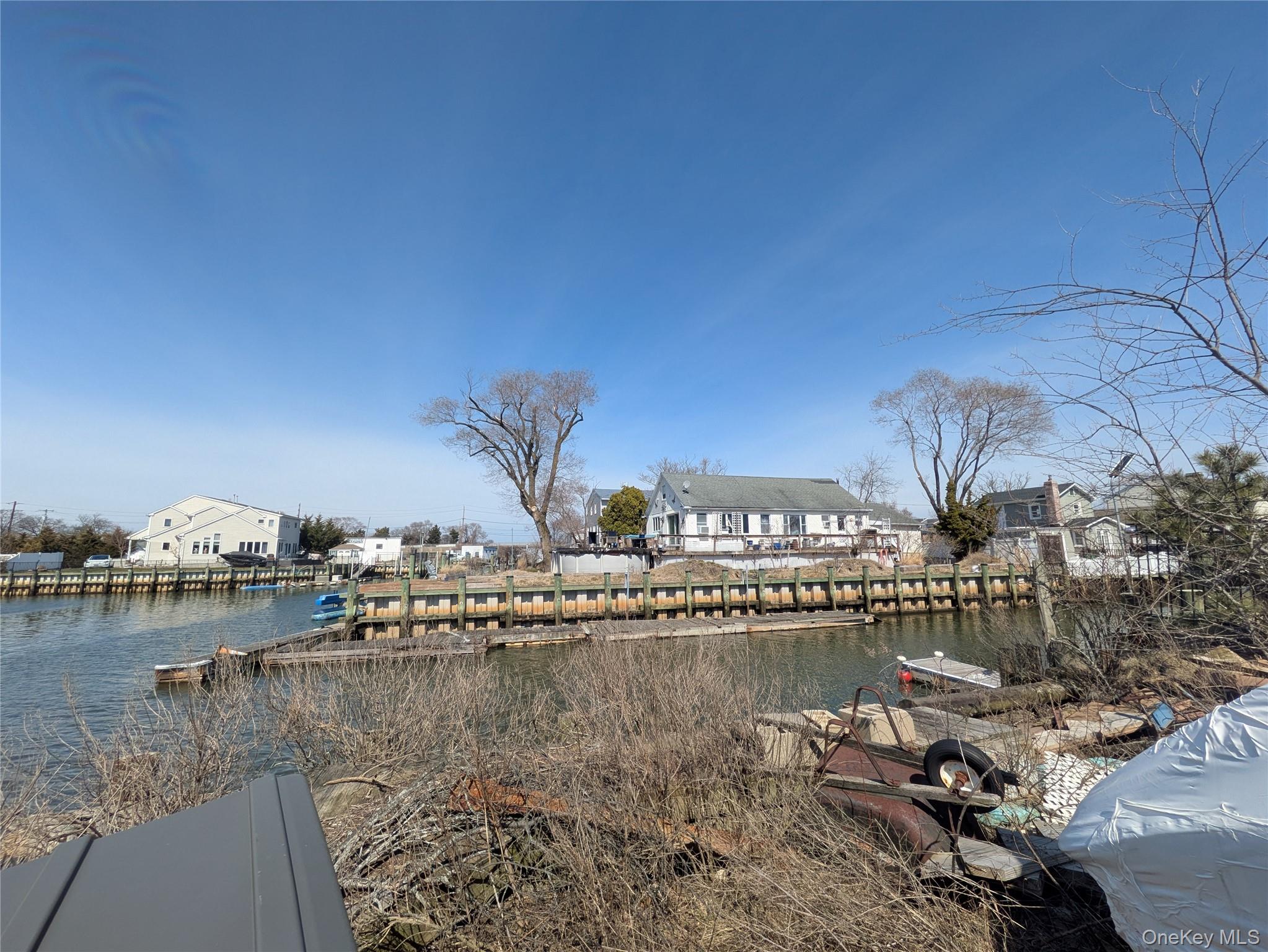 635 Arthur Street Baldwin, NY 11510 - Photo 4 of 7 a view of a lake and outdoor space