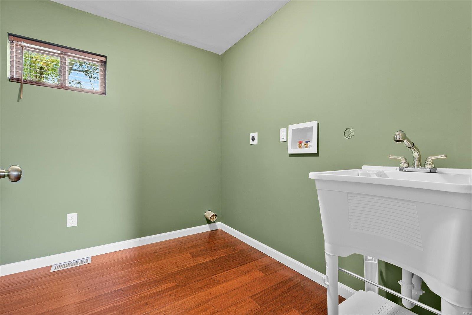 8759 Maple Grove Road Edwardsville, IL 62025 - Photo 13 of 45